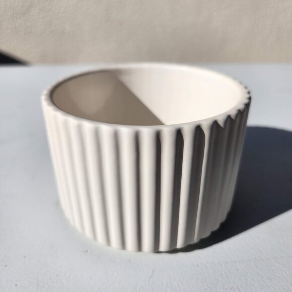 New White Ribbed Bowl Matte Ceramic Pottery Dining Salt Bowl Bathroom Accessory - Picture 7 of 14
